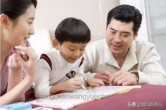 **我的童年电子爸妈合体了：探秘智能科技与传统育儿的融合**
